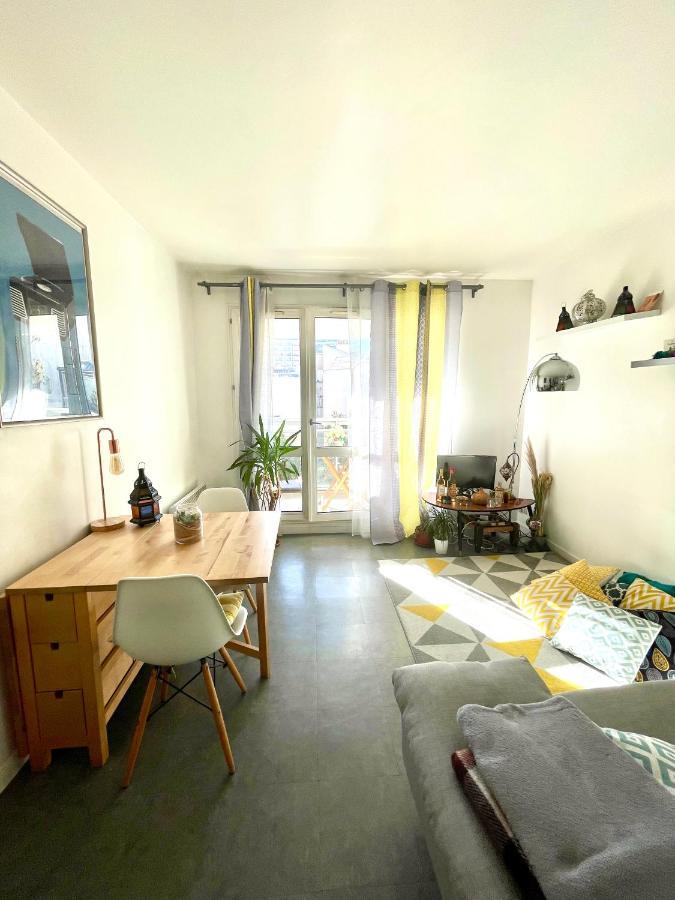 Appartement In The Heart Of Next Perelachaise/bastille Parijs